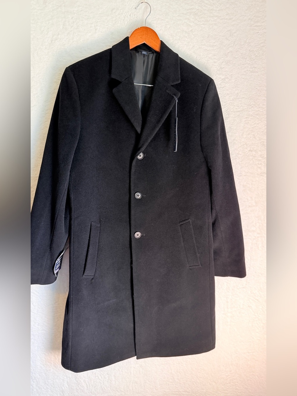 Hathaway Platinum Wool Cashmere Black Topcoat Overcoat Size 40 R NWT